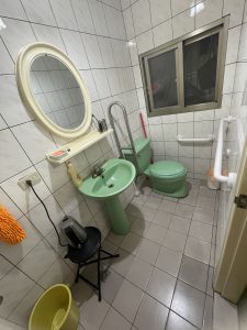 DCB86CBE-E258-490F-88B4-71A5D5E21AA8